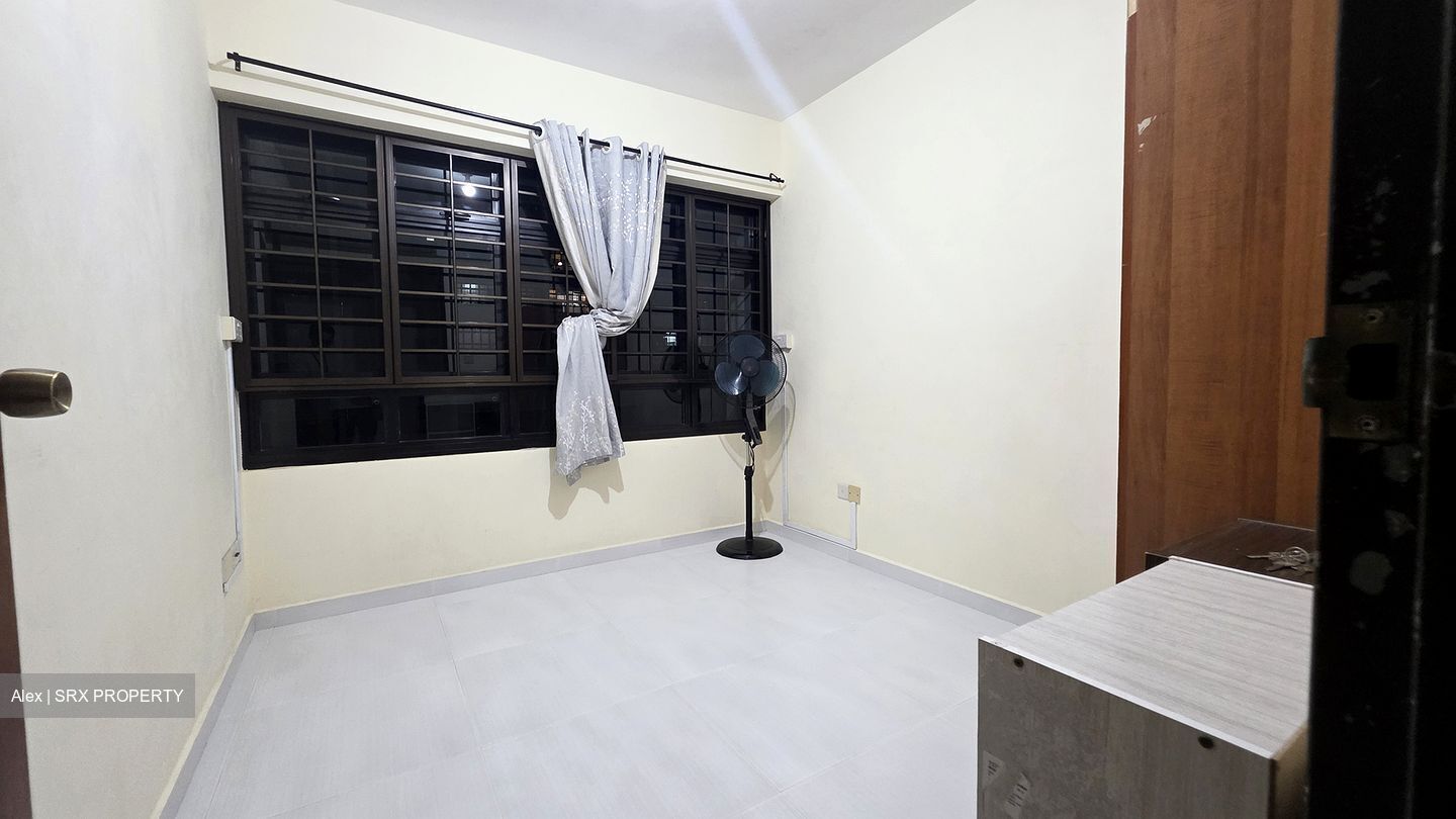 Blk 220A Linear Green @ Bedok (Bedok), HDB 4 Rooms #639149491